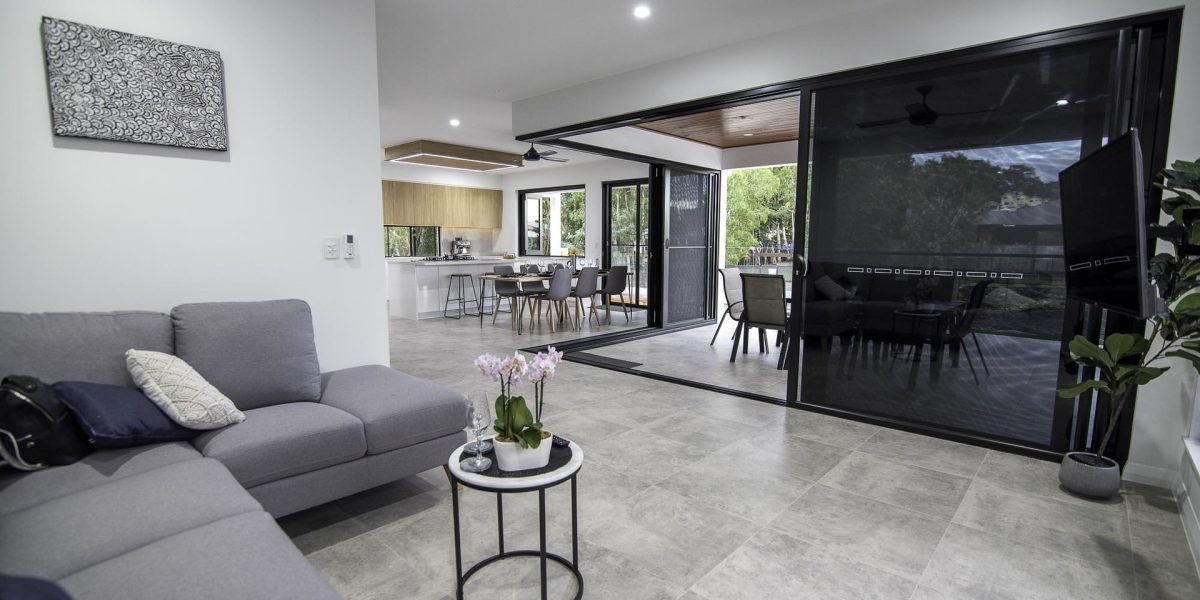 34 Blue Water Lane, Trinity Beach, QLD 4879 AUS