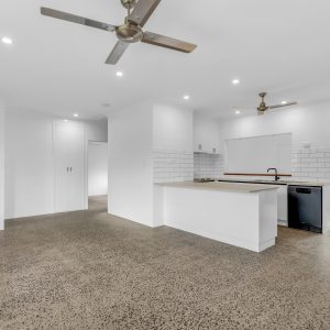 3 Lord Close, Edmonton, QLD 4869 AUS
