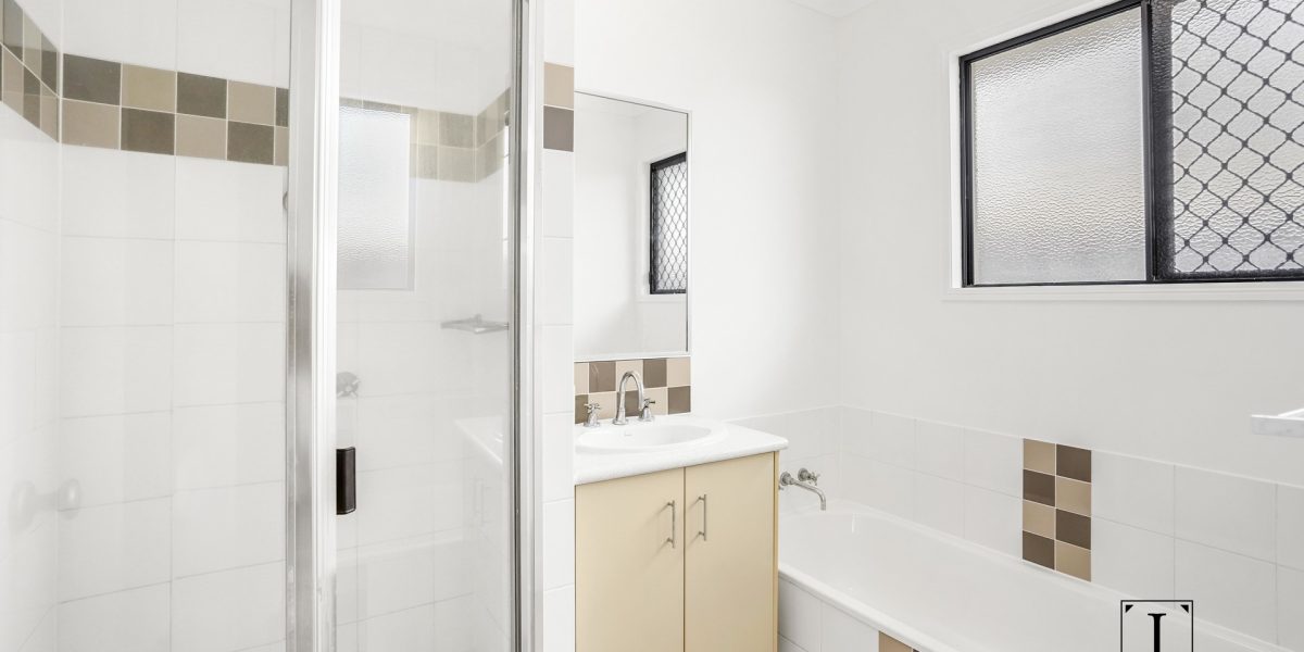 23 Goldberg Close, White Rock, QLD 4868 AUS