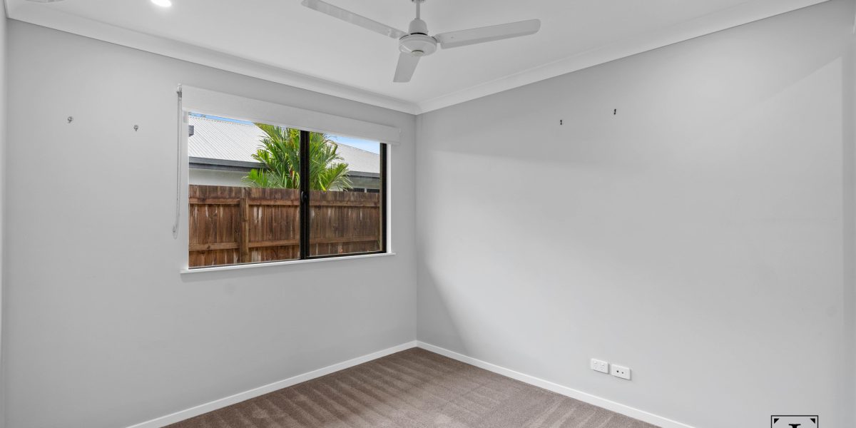 8 Flow Close, Trinity Beach, QLD 4879 AUS