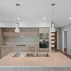 8 Flow Close, Trinity Beach, QLD 4879 AUS