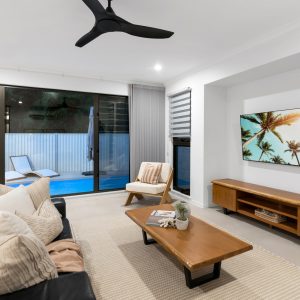 7 Braeside Court, Smithfield, QLD 4878 AUS