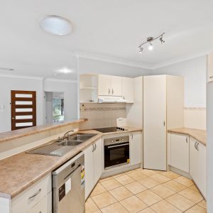 13 Maurice Street, Kewarra Beach, QLD 4879 AUS