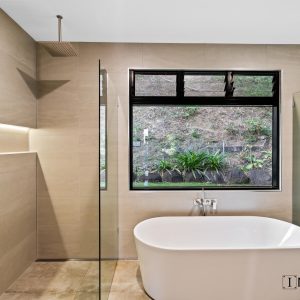 116 Nolan Street, Whitfield, QLD 4870 AUS