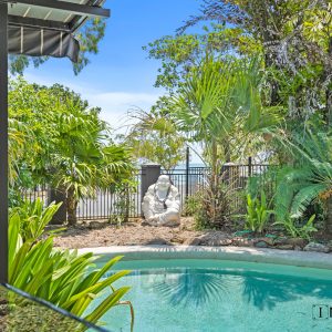 29-31 Casuarina Street, Holloways Beach, QLD 4878 AUS