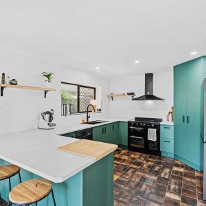 5 Sun Street, Brinsmead, QLD 4870 AUS