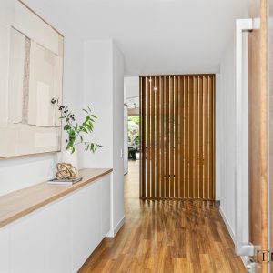 13 Moore Road, Kewarra Beach, QLD 4879 AUS