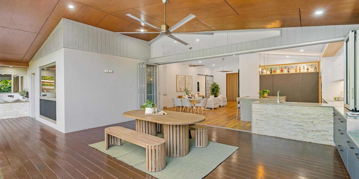 13 Moore Road, Kewarra Beach, QLD 4879 AUS