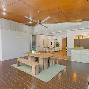 13 Moore Road, Kewarra Beach, QLD 4879 AUS