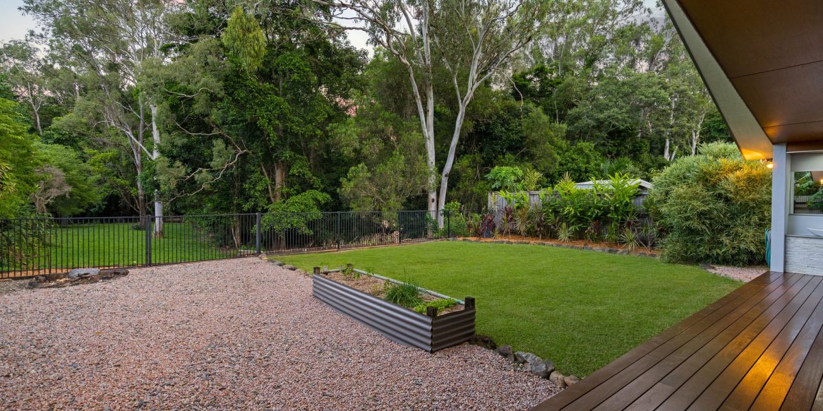 13 Moore Road, Kewarra Beach, QLD 4879 AUS