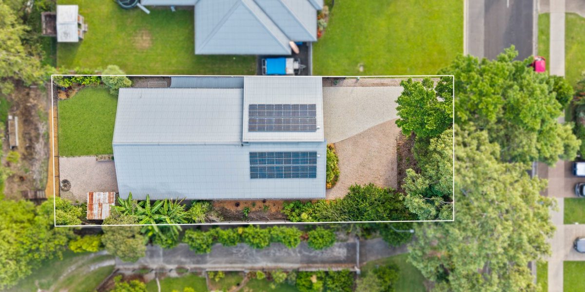 13 Moore Road, Kewarra Beach, QLD 4879 AUS