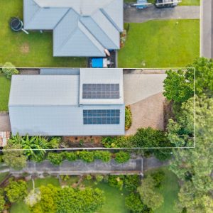 13 Moore Road, Kewarra Beach, QLD 4879 AUS