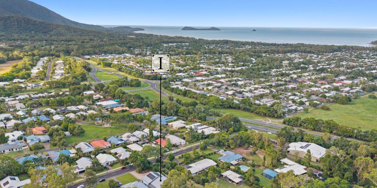 13 Moore Road, Kewarra Beach, QLD 4879 AUS
