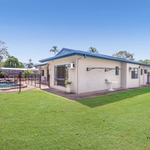 39 Trinity Beach Road, Trinity Beach, QLD 4879 AUS