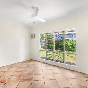 39 Trinity Beach Road, Trinity Beach, QLD 4879 AUS