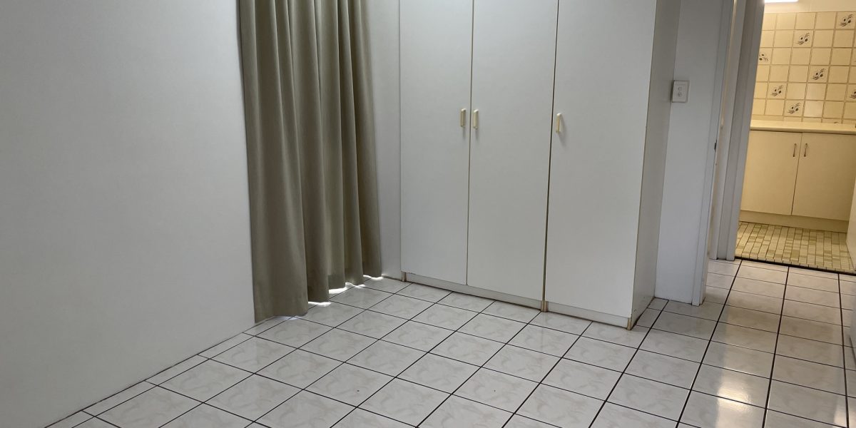 2/19 Pioneer Street, Manoora, QLD 4870 AUS