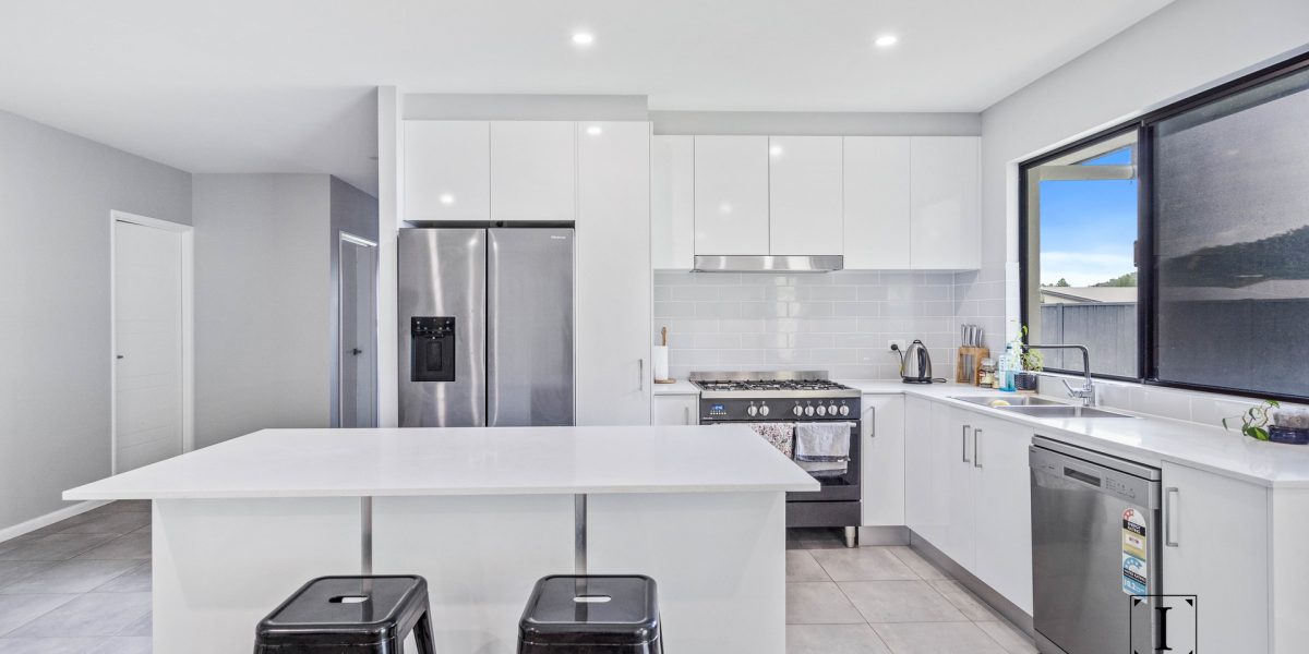 14 Bunya Close, Bentley Park, QLD 4869 AUS