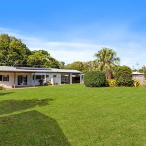 25 Caribbean Street, Holloways Beach, QLD 4878 AUS