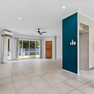 25 Caribbean Street, Holloways Beach, QLD 4878 AUS