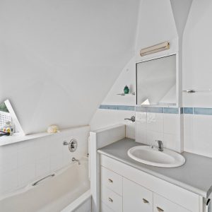 46 Rudder Close, Clifton Beach, QLD 4879 AUS