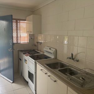 8/14-16 Curtin Street, Westcourt, QLD 4870 AUS