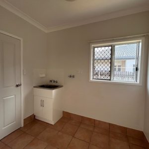 11 Greenock Way, Brinsmead, QLD 4870 AUS