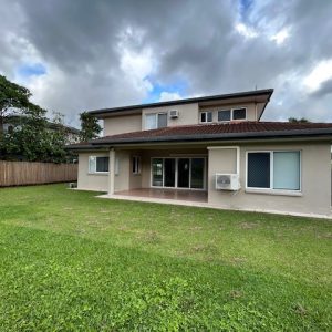 11 Greenock Way, Brinsmead, QLD 4870 AUS