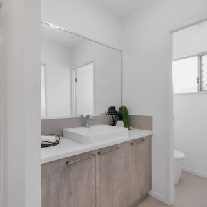 24 Halifax Drive, Redlynch, QLD 4870 AUS