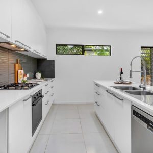 24 Halifax Drive, Redlynch, QLD 4870 AUS