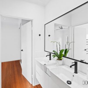 5 Lagoon Drive, Trinity Beach, QLD 4879 AUS