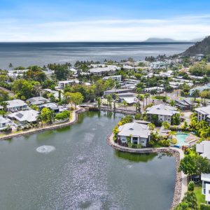 5 Lagoon Drive, Trinity Beach, QLD 4879 AUS