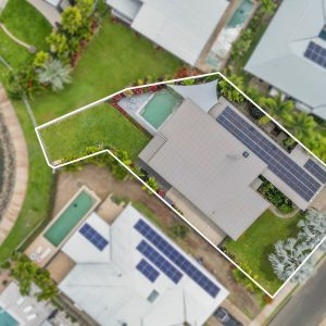5 Lagoon Drive, Trinity Beach, QLD 4879 AUS