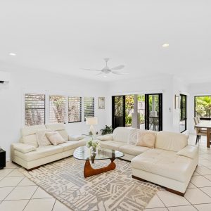 15 Tribulation Close, Kewarra Beach, QLD 4879 AUS