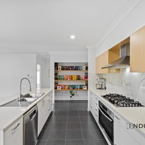 19 McAlister Avenue, Kewarra Beach, QLD 4879 AUS