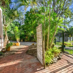 46 Rudder Close, Clifton Beach, QLD 4879 AUS