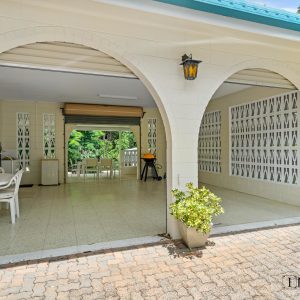 133 Arlington Esplanade, Clifton Beach, QLD 4879 AUS