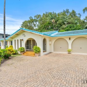 133 Arlington Esplanade, Clifton Beach, QLD 4879 AUS