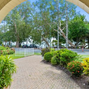 133 Arlington Esplanade, Clifton Beach, QLD 4879 AUS