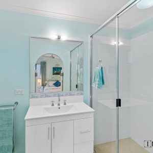 133 Arlington Esplanade, Clifton Beach, QLD 4879 AUS