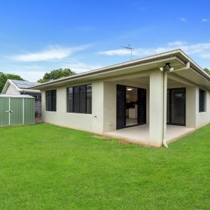 4 Cliffdale Street, Bentley Park, QLD 4869 AUS