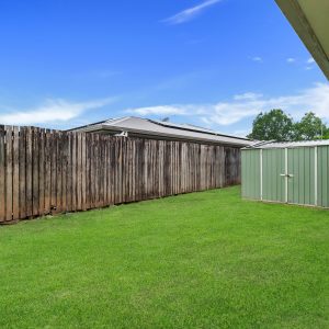 4 Cliffdale Street, Bentley Park, QLD 4869 AUS