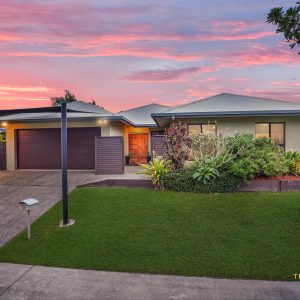 11 Norwood Crescent, Trinity Park, QLD 4879 AUS