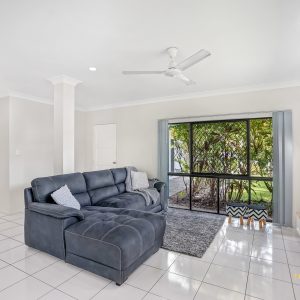 16 Petrie Close, Kewarra Beach, QLD 4879 AUS