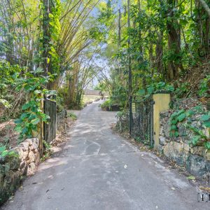 1/560 Intake Road, Redlynch, QLD 4870 AUS