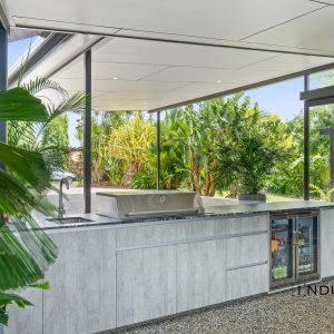 6 Kokopo Close, Trinity Beach, QLD 4879 AUS