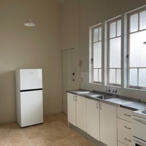 10a Shearer Avenue, Manunda, QLD 4870 AUS