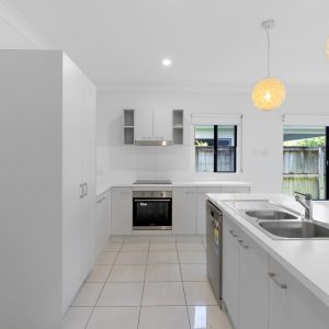 7 Midship Street, Trinity Beach, QLD 4879 AUS