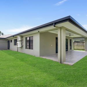7 Midship Street, Trinity Beach, QLD 4879 AUS