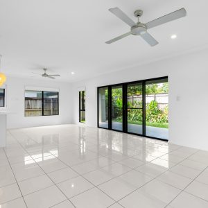 7 Midship Street, Trinity Beach, QLD 4879 AUS