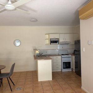 6/108 McLeod Street, Cairns North, QLD 4870 AUS